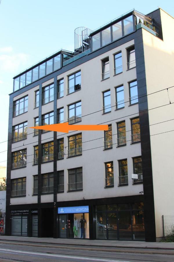 Lucky 13 Apartment